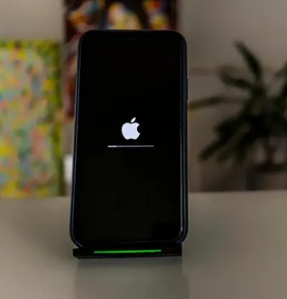 阳朔苹果手机维修分享更新iOS 16时卡在滑动升级界面解决办法 